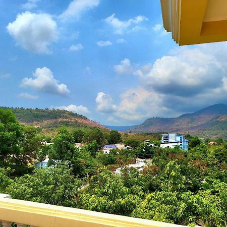 Hang Meas Boutique Hotel Kampot Ngoại thất bức ảnh